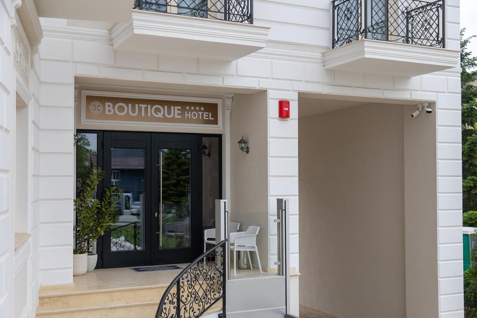 Boutique Hotel Bals Bagian luar foto