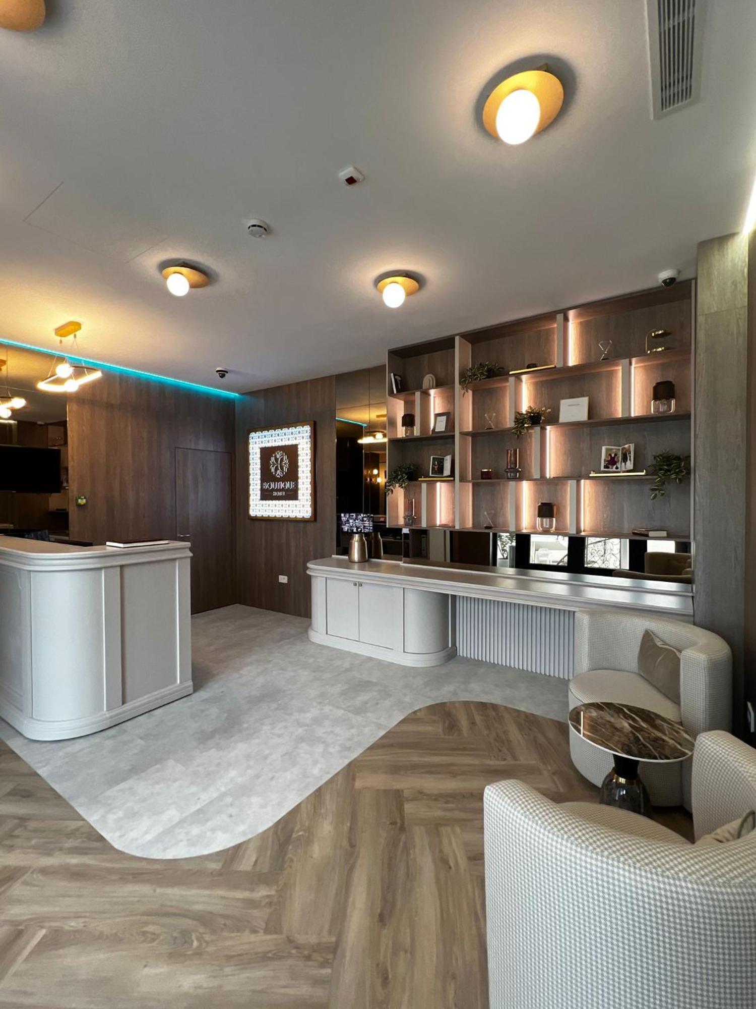 Boutique Hotel Bals Bagian luar foto